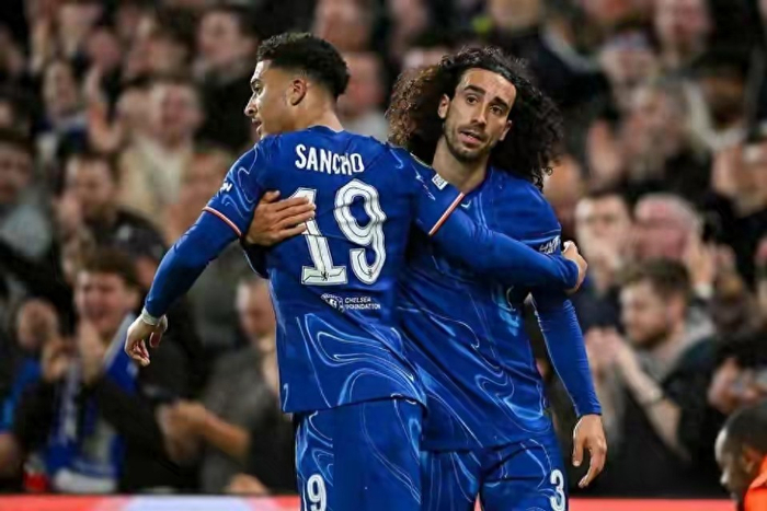 世界杯官网app下载官方最新版-库库雷利亚：1米72的英超“恶棍”，凭什么让豪门闭嘴？|马克·库库雷利亚|切尔西|边后卫|足球|西班牙_新浪体育_新浪新闻